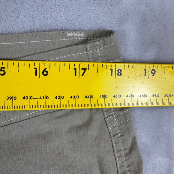 KUHL Women's Khaki Kontra 11" Shorts Size 14 Ultralight Stretch NWT - Picture 3 of 12